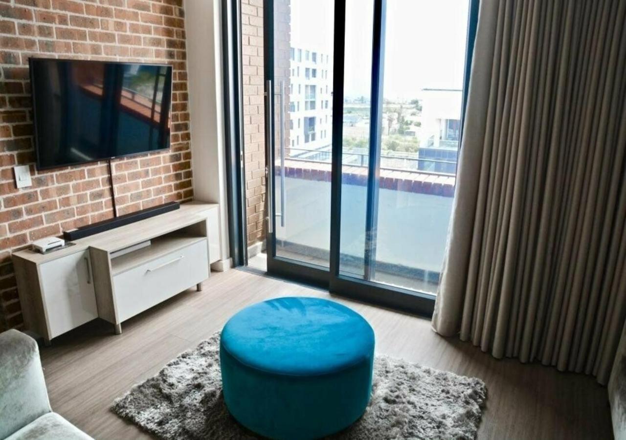 Matrix Luxury Apartments Century City, Kapstaden Exteriör bild